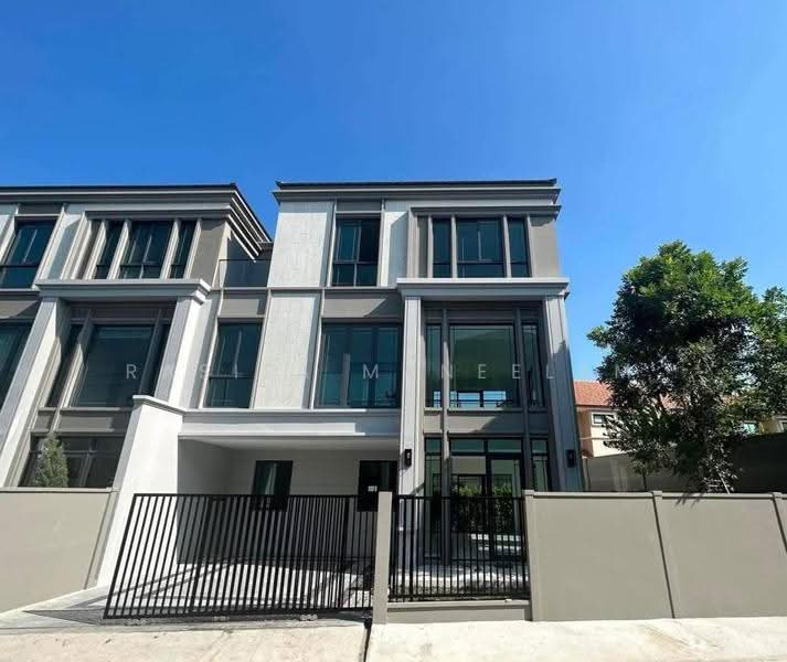 Baan Klang Muang Classe Sukhumvit 77, bangkok, Soi On Nut 21, Suan Luang, Bangkok, 2 Bedrooms, 214 sqm, Single Detached House For Rent, by Rasita Maneelam, 500579584 - DDproperty.com