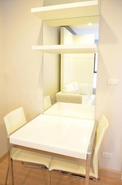 Urbano Absolute Sathon-Taksin, Bangkok, 345 Charoen Nakhon 14/2 Alley, Khlong Ton Sai, Khlong San, Bangkok, 1 Bedroom, 30 sqm, Condo For Sale, by Thachaya Buanong, 500579605 - DDproperty.com