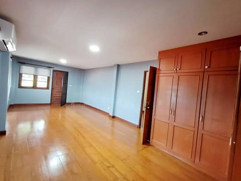 Tanawan Village, Chiang Mai, San Phi Sua, Muang Chiang Mai, Chiang Mai, 5 Bedrooms, 220 sqm, Single Detached House For Rent, by คุณ ธีรชาติ, 500579622 - DDproperty.com