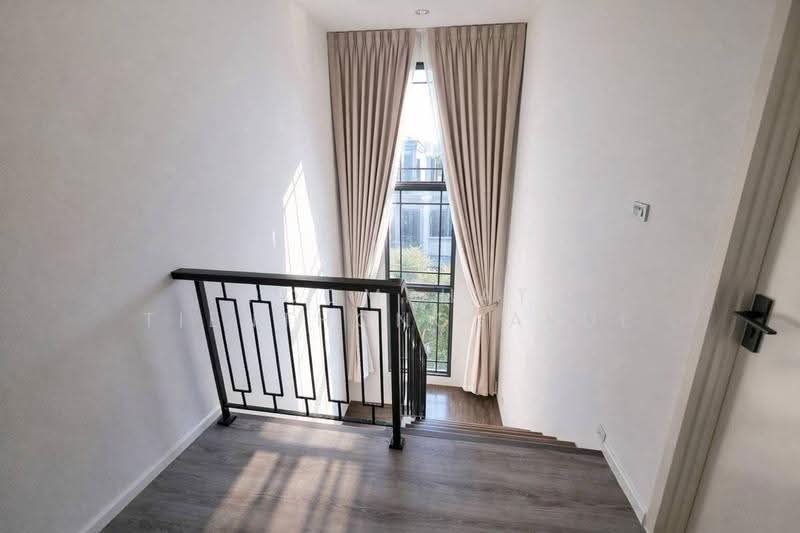 The Sonne Srinakarin-Bangna, Bangkok, Soi Chumchon Mahat Thai 3, Bangna-Trad Road, Dok Mai, Prawet, Bangkok, 4 Bedrooms, 245 sqm, Semi-Detached House (Twin House) For Sale, by Poomphat Tienthongsakul, 500579725 - DDproperty.com