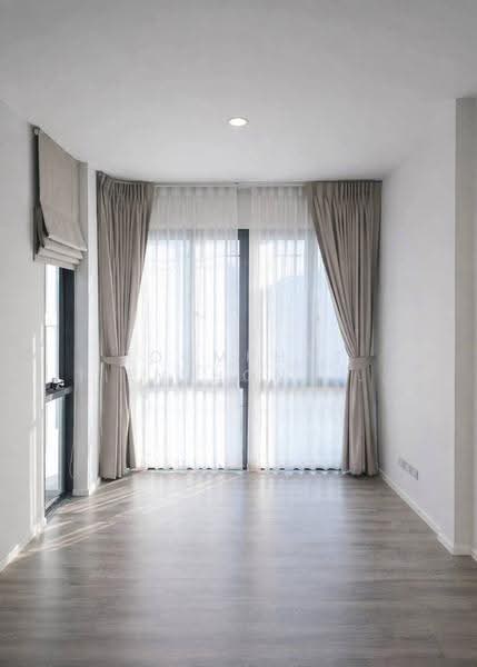 The Sonne Srinakarin-Bangna, Bangkok, Soi Chumchon Mahat Thai 3, Bangna-Trad Road, Dok Mai, Prawet, Bangkok, 4 Bedrooms, 245 sqm, Semi-Detached House (Twin House) For Sale, by Poomphat Tienthongsakul, 500579725 - DDproperty.com