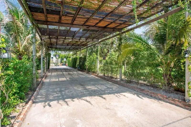 3-BR Villa, Prachuap Khiri Khan, Hua Hin, Prachuap Khiri Khan, 3 Bedrooms, 183 sqm, Villa For Sale, by Chama Kamkaew, 500579740 - DDproperty.com