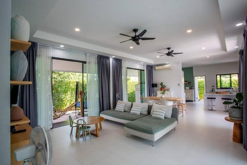 3-BR Villa, Prachuap Khiri Khan, Hua Hin, Prachuap Khiri Khan, 3 Bedrooms, 183 sqm, Villa For Sale, by Chama Kamkaew, 500579740 - DDproperty.com