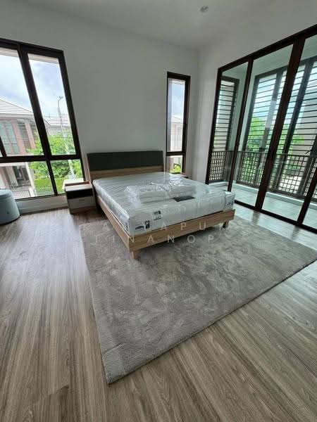 Burasiri Krungthep Kreetha, bangkok, 95 Soi Pracha Ruam Chai, Hua Mak, Bang Kapi, Bangkok, 4 Bedrooms, 196 sqm, Single Detached House For Rent, by Kanyapuk Tinanop, 500579779 - DDproperty.com