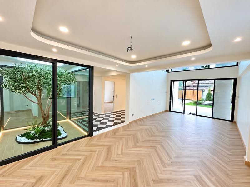 บ้านเดี่ยวรีโนเวท ซอยโชคชัย 4 36, กรุงเทพ, ลาดพร้าว, กรุงเทพ, 320 ตร.ม., บ้านเดี่ยว ขาย, โดย HOME Real Estate Service, 500579788 - DDproperty.com