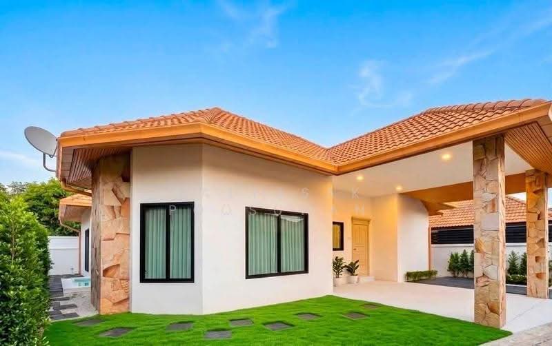 4-BR House, Chon Buri (Pattaya), Nong Pru, Bang Lamung (Pattaya), Chon Buri (Pattaya), 4 Bedrooms, 300 sqm, Single Detached House For Sale, by Nattasak Poosuwan, 500579825 - DDproperty.com
