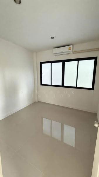 บ้าน 4-ห้องนอน, กรุงเทพ, วังทองหลาง, กรุงเทพ, 400 ตร.ม., บ้านเดี่ยว ขาย, โดย Kanyapuk Tinanop, 500579826 - DDproperty.com