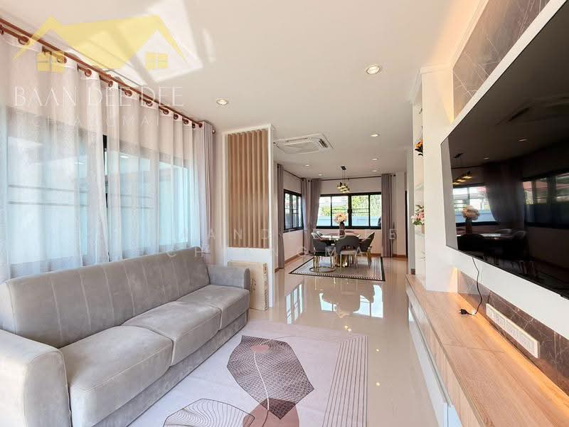 Luxury Pool Villa for Rent near Charoen Charoen Market, Rental Price: 40,000 THB / month No.13P010, Chiang Mai, San Kamphaeng, San Kamphaeng, Chiang Mai, 3 Bedrooms, 193 sqm, Single Detached House For Rent, by Baandeedee Chiangmai, 500579845 - DDproperty.com