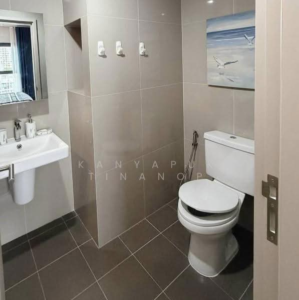 The Base Phetchaburi-Thonglor, Bangkok, Phetchaburi Rd, Bang Kapi, Huai Khwang, Bangkok, 1 Bedroom, 30 sqm, Condo For Rent, by Kanyapuk Tinanop, 500579897 - DDproperty.com