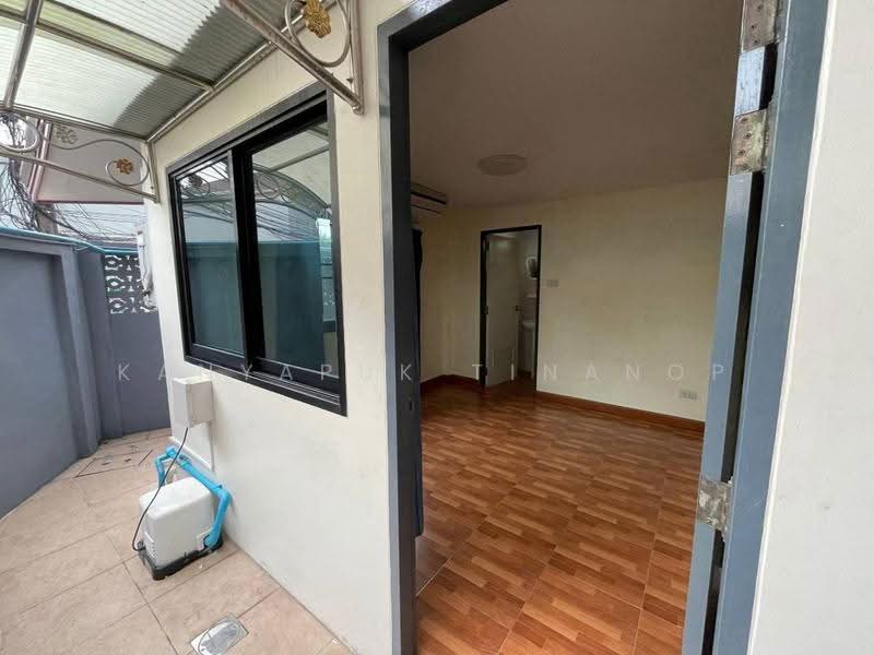 บ้าน 5-ห้องนอน, กรุงเทพ, ดินแดง, กรุงเทพ, 495 ตร.ม., บ้านเดี่ยว ให้เช่า, โดย Kanyapuk Tinanop, 500579908 - DDproperty.com