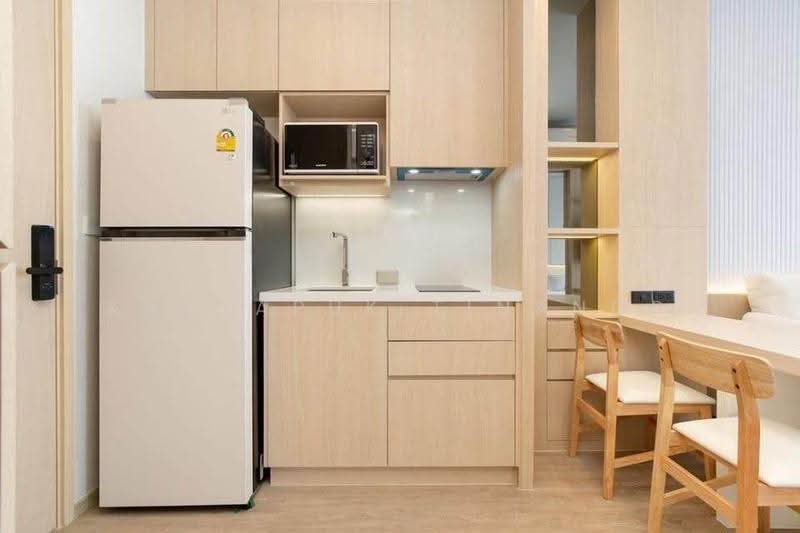 Noble State 39, Bangkok, 35 Soi Sukhumvit 39, Khlong Tan Nua, Watthana, Bangkok, 1 Bedroom, 30 sqm, Condo For Rent, by Kanyapuk Tinanop, 500579960 - DDproperty.com