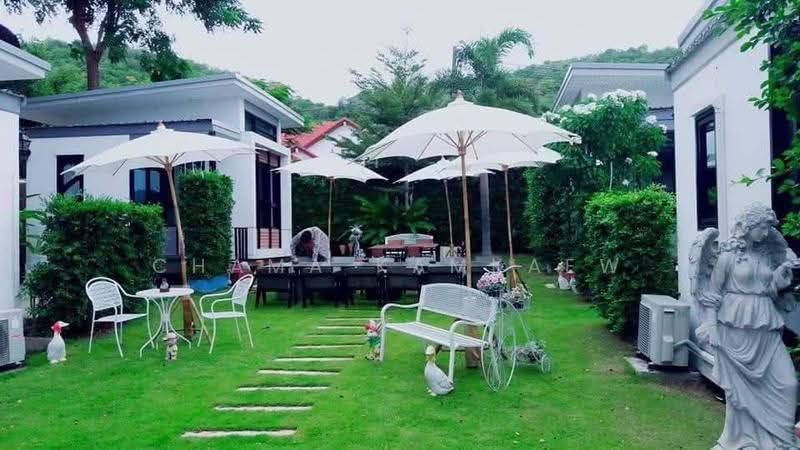 8-BR House, Prachuap Khiri Khan, Nong Kae, Hua Hin, Prachuap Khiri Khan, 8 Bedrooms, 195 sqm, Single Detached House For Sale, by Chama Kamkaew, 500579980 - DDproperty.com