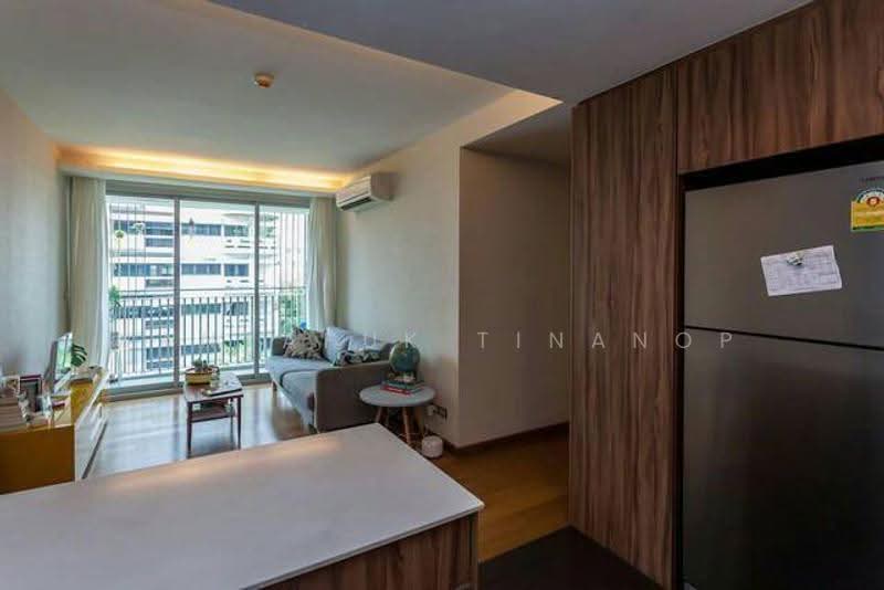 Via 31, Bangkok, Soi Sukhumvit 31, Khlong Tan Nua, Watthana, Bangkok, 2 Bedrooms, 70 sqm, Condo For Rent, by Kanyapuk Tinanop, 500579998 - DDproperty.com