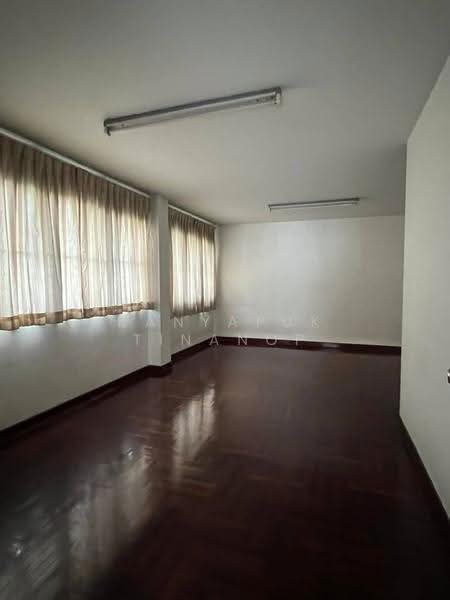 10-BR House, Bangkok, Bang Na Nuea, Bang Na, Bangkok, 10+ Bedrooms, 1,500 sqm, Single Detached House For Sale, by Kanyapuk Tinanop, 500580026 - DDproperty.com
