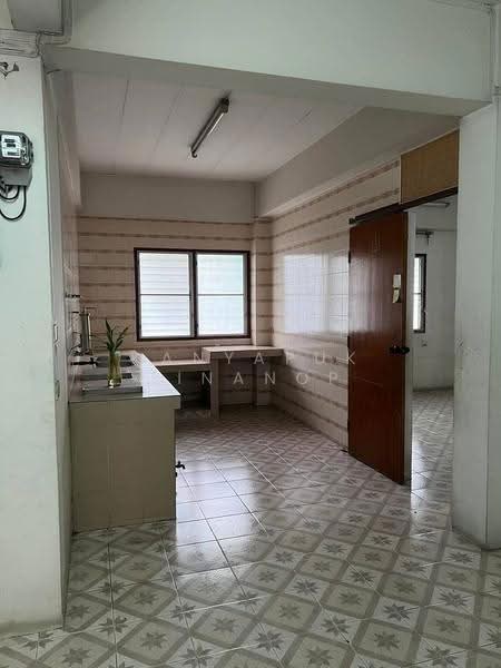 10-BR House, Bangkok, Bang Na Nuea, Bang Na, Bangkok, 10+ Bedrooms, 1,500 sqm, Single Detached House For Sale, by Kanyapuk Tinanop, 500580026 - DDproperty.com