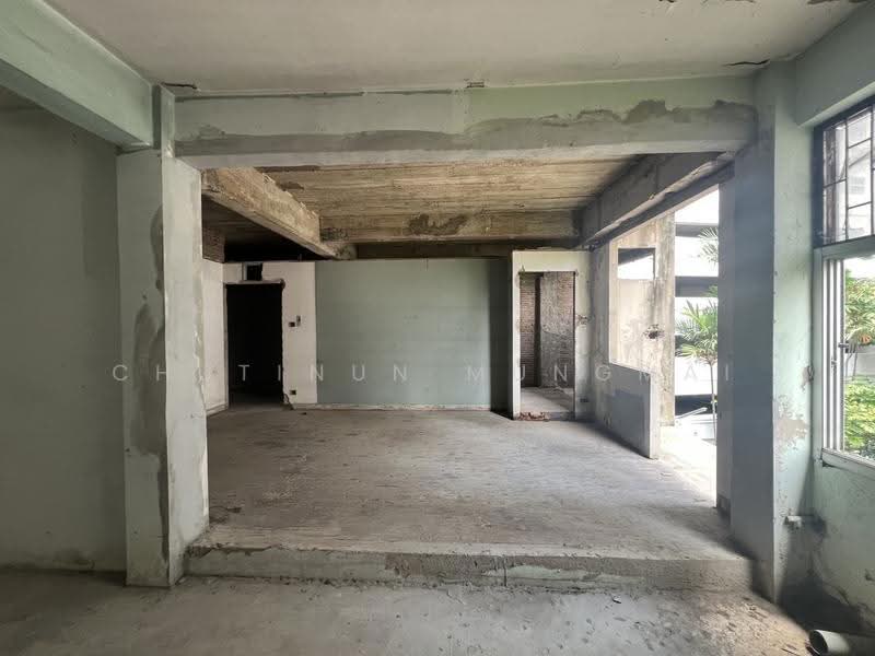 4-Story Shophouse for Rent 4 Minute Walk from BTS Sala Daeng Ideal for Speakeasy Bar, Restaurant, bangkok, BTS ศาลาแดง, Silom, Bang Rak, Bangkok, , 900 sqm, Shophouse For Rent, by Chutinun Mungmai, 500580059 - DDproperty.com