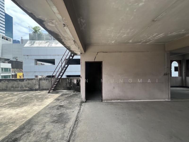 4-Story Shophouse for Rent 4 Minute Walk from BTS Sala Daeng Ideal for Speakeasy Bar, Restaurant, กรุงเทพ, BTS ศาลาแดง, สีลม, บางรัก, กรุงเทพ, 900 ตร.ม., ตึกแถว-อาคารพาณิชย์ ให้เช่า, โดย Chutinun Mungmai, 500580059 - DDproperty.com