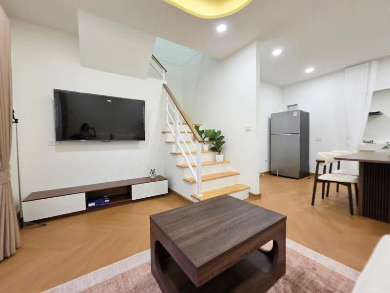 Villette Lite Pattanakarn, Bangkok, Soi Phatthanakan 38, Phatthanakan Road, Suan Luang, Bangkok, 3 Bedrooms, 110 sqm, Townhouse For Rent, by Ponwimol Wipanarapai, 500580077 - DDproperty.com