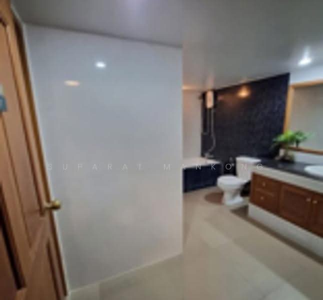 Hillside Condo 3, Chiang Mai, Soi Nimmanhaemin 8, Nimmanhaemin Road, Su Thep, Muang Chiang Mai, Chiang Mai, 2 Bedrooms, 88 sqm, Condo For Sale, by ศุภรัศมิ์ มั่นคง, 500580154 - DDproperty.com