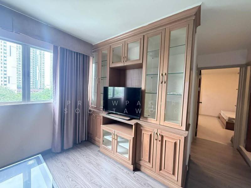 Lumpini Center Sukhumvit 77, Bangkok, Soi Sukhumvit 81, Suan Luang, Bangkok, 2 Bedrooms, 57 sqm, Condo For Rent, by Praewpakar Soontawong, 500580164 - DDproperty.com