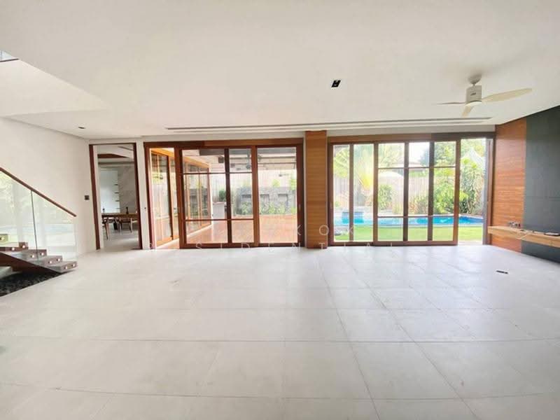 Detached House, Bangkok, Sukhumvit 71, Phra Kanong Nua, Watthana, Bangkok, 5 Bedrooms, 400 sqm, Single Detached House For Rent, by Bangkok Residential, 500580202 - DDproperty.com