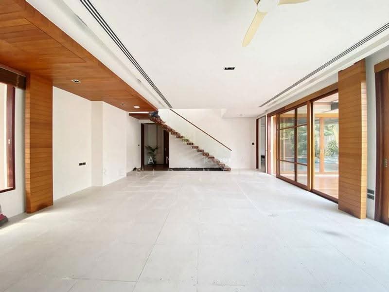 Detached House, Bangkok, Sukhumvit 71, Phra Kanong Nua, Watthana, Bangkok, 5 Bedrooms, 400 sqm, Single Detached House For Rent, by Bangkok Residential, 500580202 - DDproperty.com
