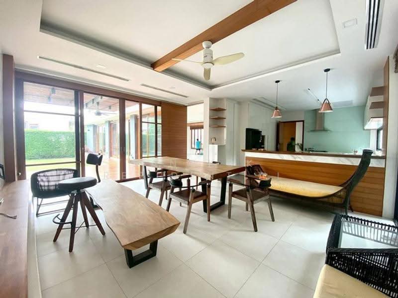 Detached House, Bangkok, Sukhumvit 71, Phra Kanong Nua, Watthana, Bangkok, 5 Bedrooms, 400 sqm, Single Detached House For Rent, by Bangkok Residential, 500580202 - DDproperty.com