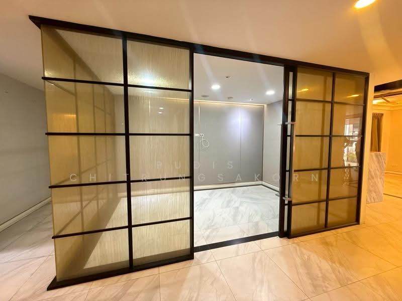 Standalone Commercial Building for Rent – Sathorn, Silom | Prime CBD Location, Bangkok, Silom, Bang Rak, Bangkok, , 1,329 sqm, Office Space For Rent, by Pudis Chitrungsakorn, 500580219 - DDproperty.com