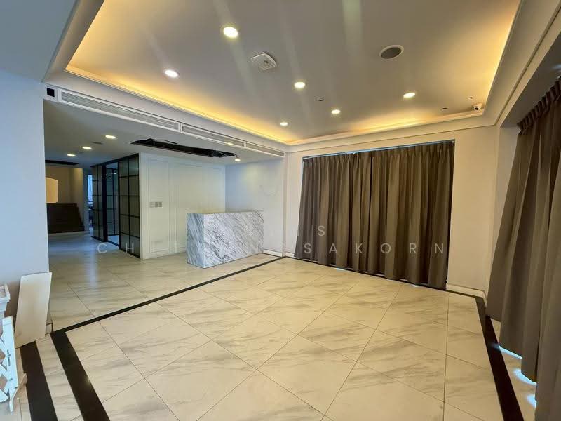 Standalone Building ให้เช่า สาทร – สีลม ทำเล Prime CBD, กรุงเทพ, สีลม, บางรัก, กรุงเทพ, 1,329 ตร.ม., สำนักงาน ให้เช่า, โดย Pudis Chitrungsakorn, 500580219 - DDproperty.com