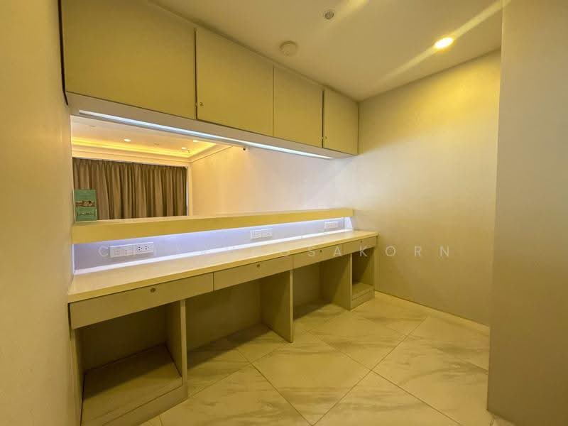 Standalone Commercial Building for Rent – Sathorn, Silom | Prime CBD Location, Bangkok, Silom, Bang Rak, Bangkok, , 1,329 sqm, Office Space For Rent, by Pudis Chitrungsakorn, 500580219 - DDproperty.com