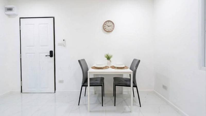 SR Complex, Chiang Mai, Nong Pa Krang, Muang Chiang Mai, Chiang Mai, 1 Bedroom, 38 sqm, Condo For Sale, by ศุภรัศมิ์ มั่นคง, 500580249 - DDproperty.com