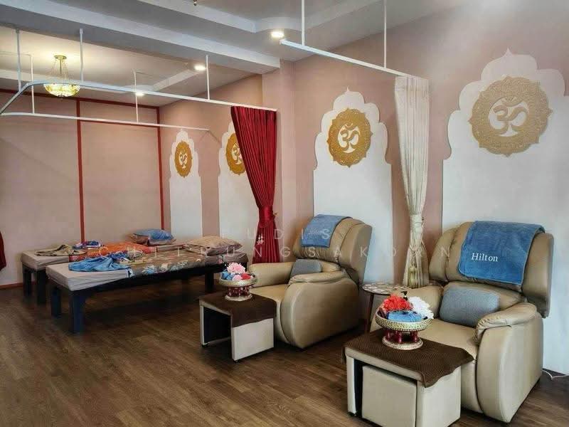 เซ้งกิจการพร้อมอุปกรณ์ อาคารพาณิชย์ 4 ชั้น สีลม – วัดแขก, กรุงเทพ, สีลม, บางรัก, กรุงเทพ, 224 ตร.ม., ตึกแถว-อาคารพาณิชย์ ให้เช่า, โดย Pudis Chitrungsakorn, 500580281 - DDproperty.com