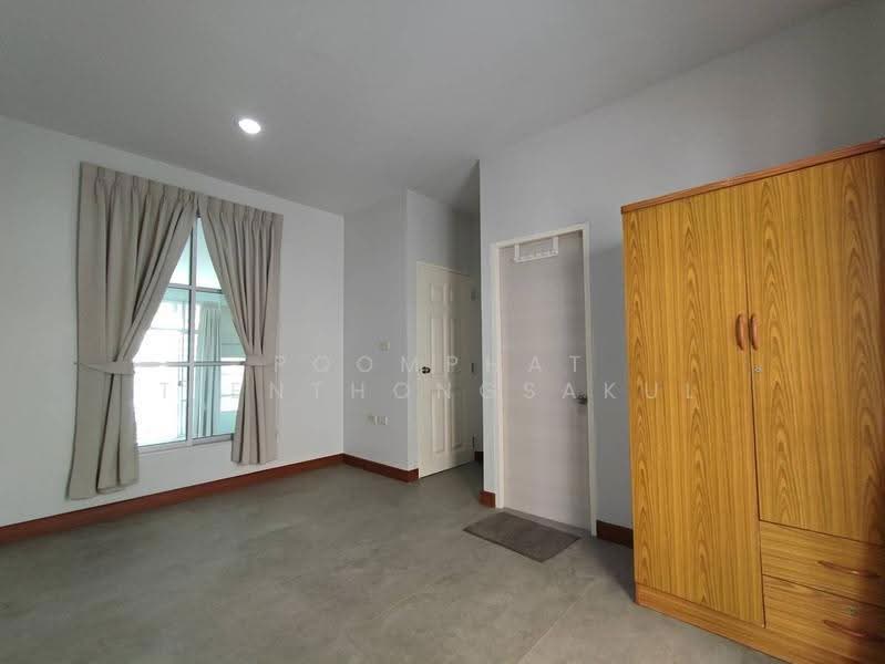 Baan Klang Muang Ratchada-Ladprao, bangkok, Soi Ban Klang Mueang Yaek Ratchada-Lat Phrao 2, Chan Kasem, Chatuchak, Bangkok, 3 Bedrooms, 150 sqm, Townhouse For Sale, by Poomphat Tienthongsakul, 500580348 - DDproperty.com