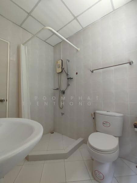 Baan Klang Muang Ratchada-Ladprao, bangkok, Soi Ban Klang Mueang Yaek Ratchada-Lat Phrao 2, Chan Kasem, Chatuchak, Bangkok, 3 Bedrooms, 150 sqm, Townhouse For Sale, by Poomphat Tienthongsakul, 500580348 - DDproperty.com