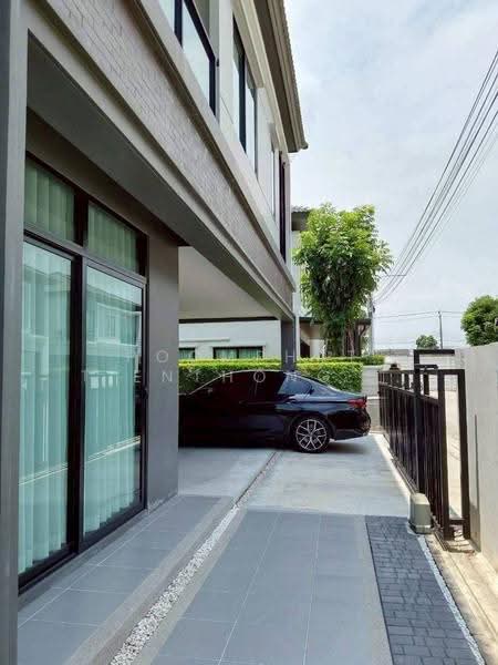 Grand Britania Wongwaen-Ramintra, กรุงเทพ, Kanchanaphisek Ring Road, สามวาตะวันตก, คลองสามวา, กรุงเทพ, 215 ตร.ม., บ้านแฝด ขาย, โดย Poomphat Tienthongsakul, 500580390 - DDproperty.com