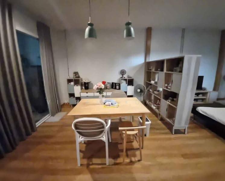 3-BR House, Chon Buri (Pattaya), Bang Lamung, Bang Lamung (Pattaya), Chon Buri (Pattaya), 3 Bedrooms, 204 sqm, Single Detached House For Sale, by Vikrant Kokar, 500580400 - DDproperty.com