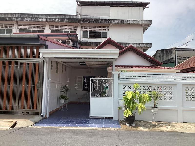 ทาวน์เฮ้าส์ 37 ตร.วา สไตล์บ้านแฝด รีโนเวท นวมินทร์ 74, กรุงเทพ, นวมินทร์, คันนายาว, คันนายาว, กรุงเทพ, 148 ตร.ม., บ้านแฝด ให้เช่า, โดย Jintara Chaochalard, 500580401 - DDproperty.com