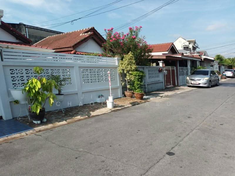 ทาวน์เฮ้าส์ 37 ตร.วา สไตล์บ้านแฝด รีโนเวท นวมินทร์ 74, กรุงเทพ, นวมินทร์, คันนายาว, คันนายาว, กรุงเทพ, 148 ตร.ม., บ้านแฝด ให้เช่า, โดย Jintara Chaochalard, 500580401 - DDproperty.com