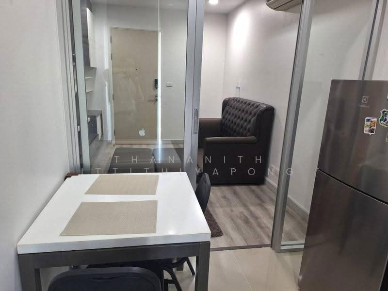 Centric Sathorn-St Louis, bangkok, Sathorn Nua Road, Yan Nawa, Sathon, Bangkok, 1 Bedroom, 37 sqm, Condo For Sale, by Thananith Ittitulyapong, 500580452 - DDproperty.com
