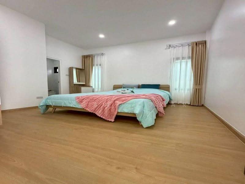 3-BR House, Chon Buri (Pattaya), Surasak, Si Racha, Chon Buri (Pattaya), 3 Bedrooms, 154 sqm, Single Detached House For Sale, by Vikrant Kokar, 500580493 - DDproperty.com