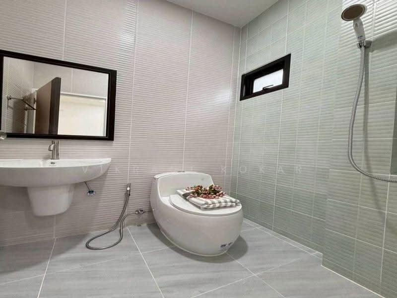 3-BR House, Chon Buri (Pattaya), Surasak, Si Racha, Chon Buri (Pattaya), 3 Bedrooms, 154 sqm, Single Detached House For Sale, by Vikrant Kokar, 500580493 - DDproperty.com