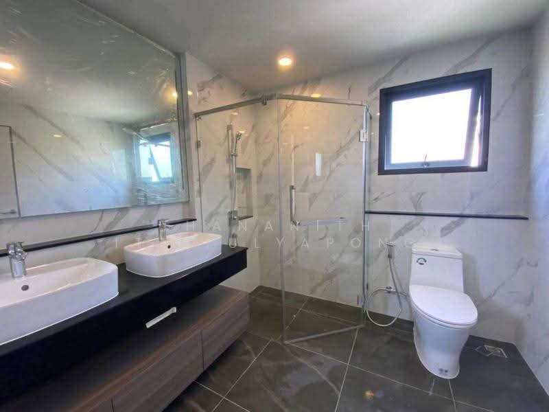 The City Sukhumvit-Onnut, bangkok, 588/2 Soi On Nut 70/1, Prawet, Bangkok, 4 Bedrooms, 252 sqm, Single Detached House For Sale, by Thananith Ittitulyapong, 500580526 - DDproperty.com