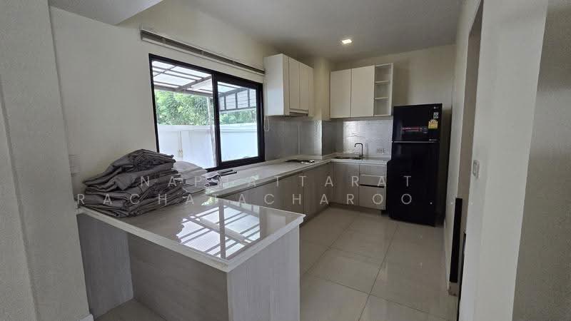 Villa Albero Rama 9 : วิลลา อาเบลโล่ พระราม 9, กรุงเทพ, ถนนกรุงเทพกรีฑา, สะพานสูง, กรุงเทพ, 177 ตร.ม., ทาวน์เฮ้าส์ ให้เช่า, โดย Naphattarat Rachatacharoonrut (NATTY), 500580529 - DDproperty.com