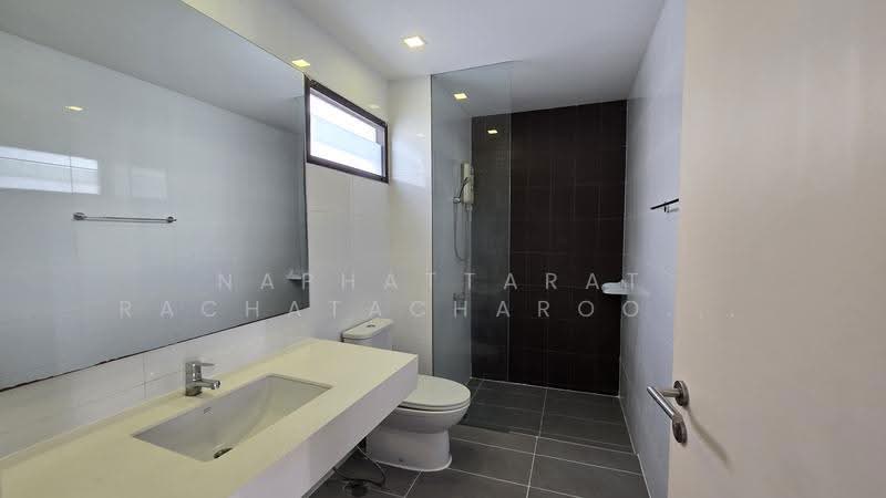 Villa Albero Rama 9, Bangkok, Krungthep Kreetha Road, Saphan Sung, Bangkok, 3 Bedrooms, 177 sqm, Townhouse For Rent, by Naphattarat Rachatacharoonrut (NATTY), 500580529 - DDproperty.com