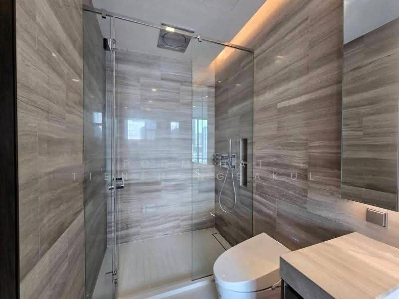 Q1 Sukhumvit, Bangkok, 1 Sukhumvit Road, Khlong Toei, Bangkok, 2 Bedrooms, 94 sqm, Condo For Sale, by Poomphat Tienthongsakul, 500580531 - DDproperty.com