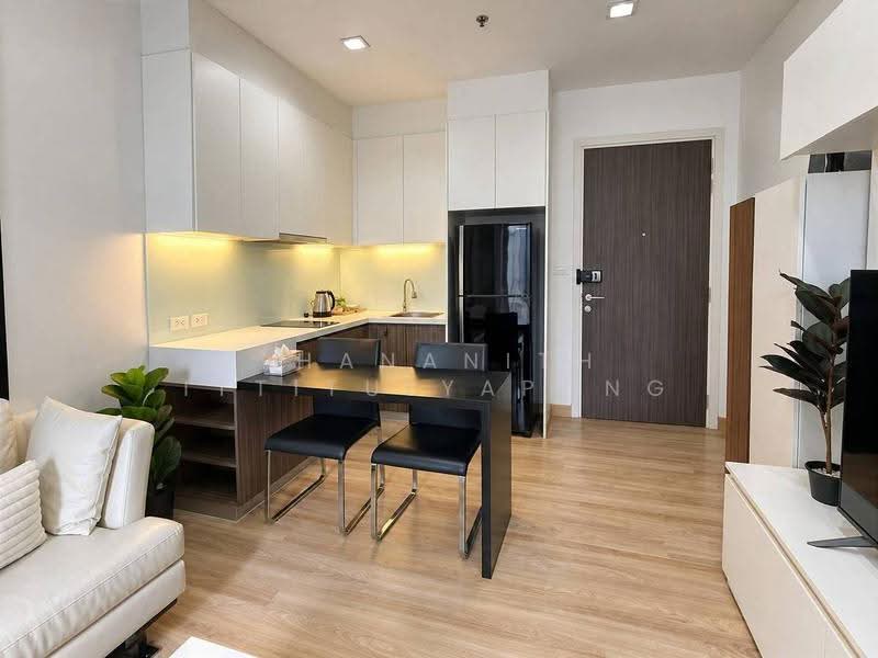 Noble State 39, Bangkok, 35 Soi Sukhumvit 39, Khlong Tan Nua, Watthana, Bangkok, 2 Bedrooms, 60 sqm, Condo For Rent, by Thananith Ittitulyapong, 500580536 - DDproperty.com