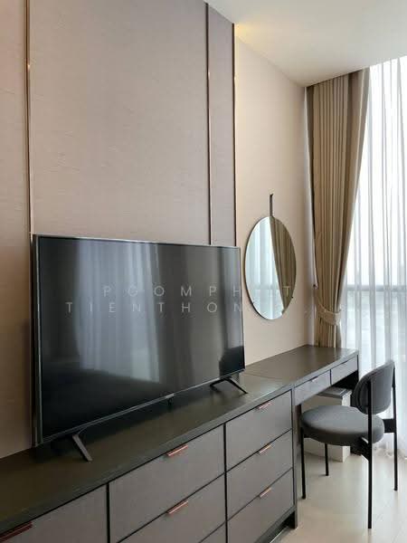 Noble Ploenchit, Bangkok, 1035 Ploenchit Road, Lumphini, Pathum Wan, Bangkok, 2 Bedrooms, 82 sqm, Condo For Sale, by Poomphat Tienthongsakul, 500580538 - DDproperty.com