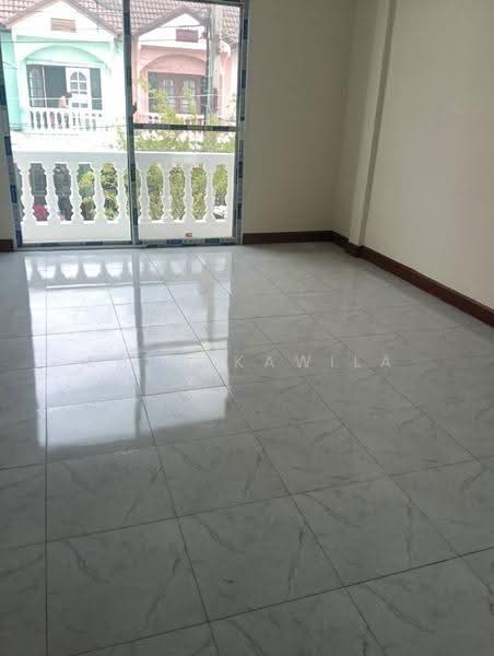 หมู่บ้านศรัญญา ซอย4 ถนนพระราม2 บ้าน111/261 บางขุนเทียน แสมดำ, กรุงเทพ, พระราม2 ซอย68, บางขุนเทียน, จอมทอง, กรุงเทพ, 120 ตร.ม., ทาวน์เฮ้าส์ ให้เช่า, โดย Khun kawila, 500580605 - DDproperty.com