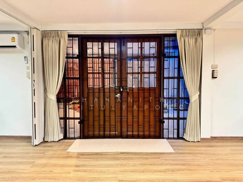3-BR House, Bangkok, Bang Na Nuea, Bang Na, Bangkok, 3 Bedrooms, 220 sqm, Single Detached House For Rent, by Thananith Ittitulyapong, 500580609 - DDproperty.com
