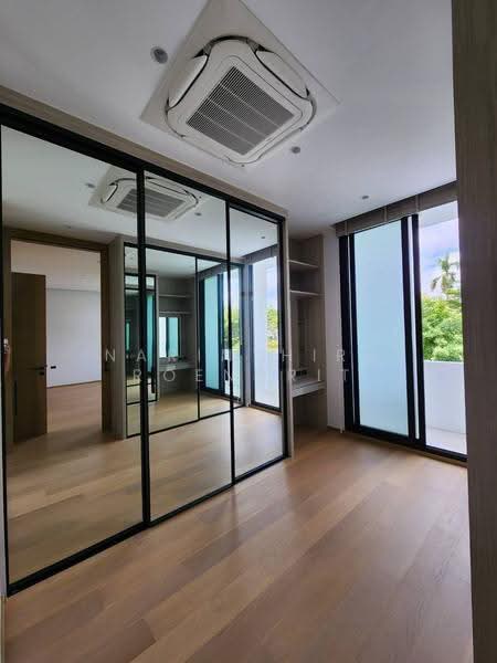undefined, Bangkok, Phlapphla, Wang Thonglang, Bangkok, 5 Bedrooms, 522 sqm, Villa For Rent, by Narinthira Roengrit, 500580616 - DDproperty.com